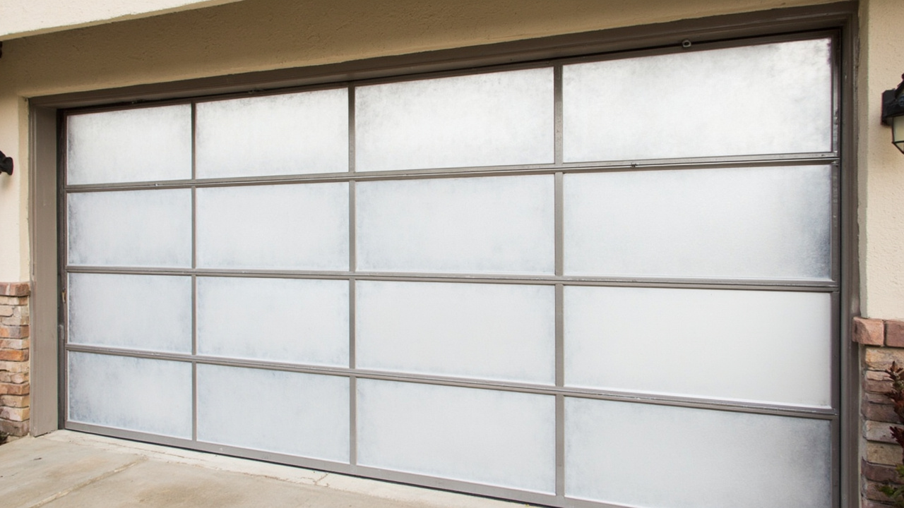 Turning Your Arleta Garage Into a Home Gym (How to Keep It From Overheating)